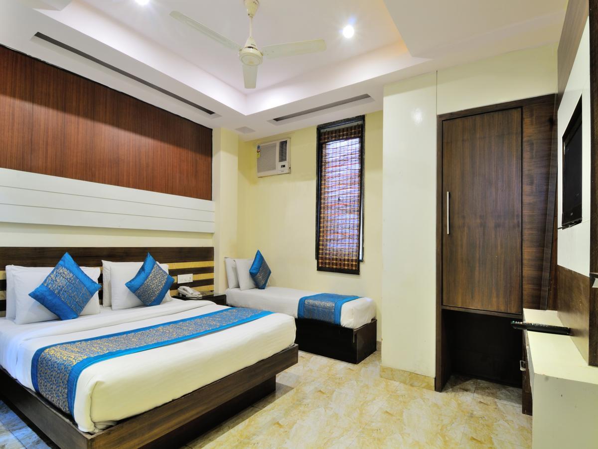 Hotel Gold Star Inn Neu-Delhi Exterior foto